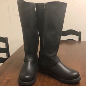 Never wore riding boots